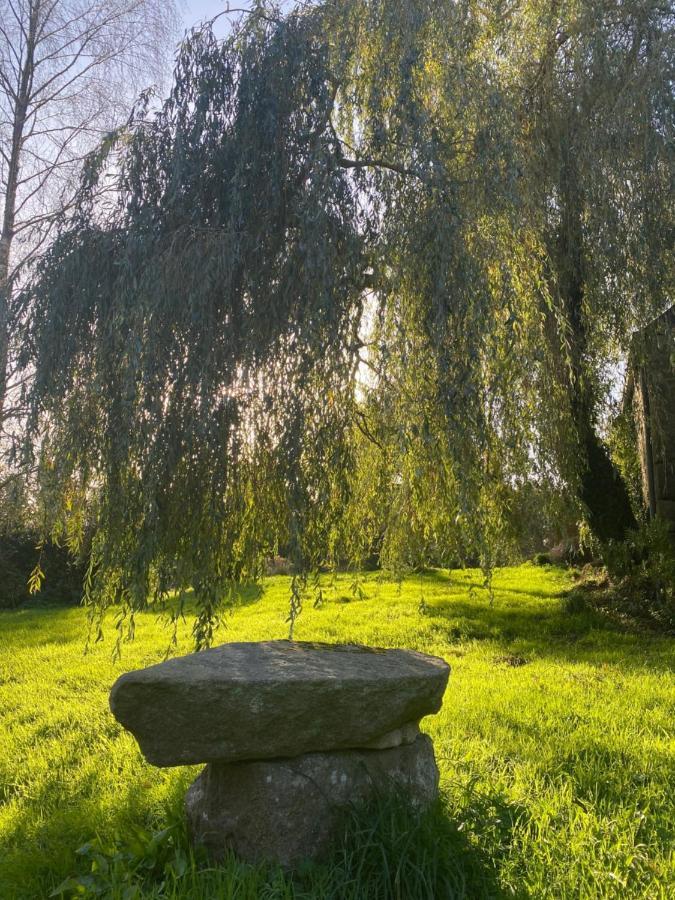 Domaine De La Blanche Hermine Plounerin Bagian luar foto