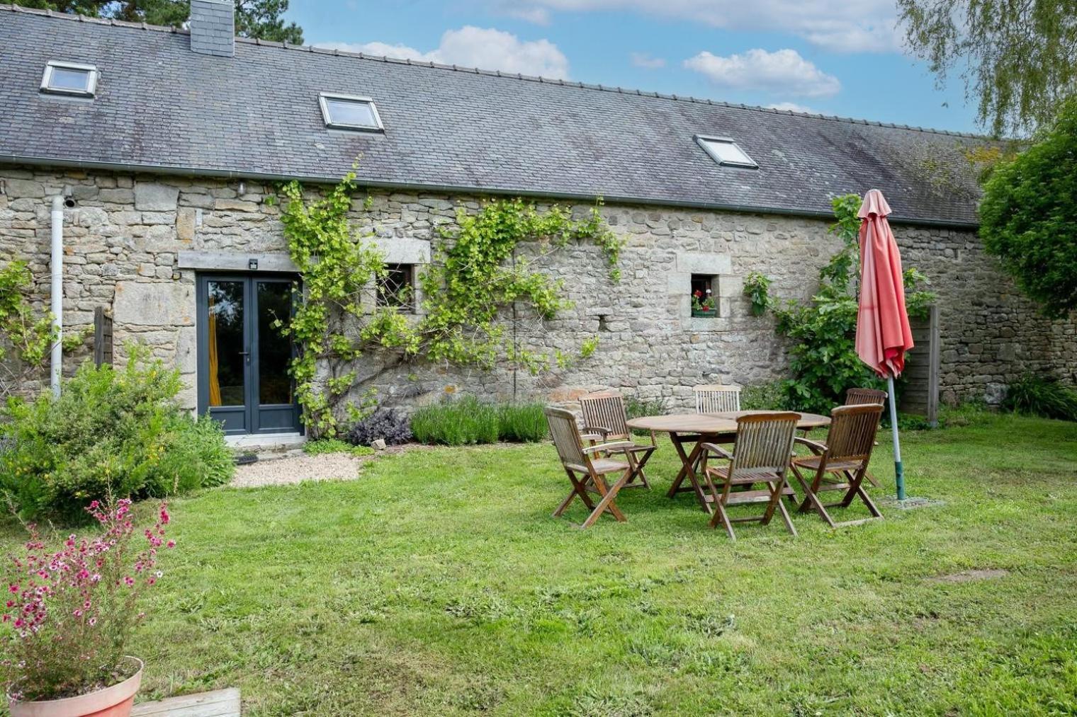 Domaine De La Blanche Hermine Plounerin Bagian luar foto