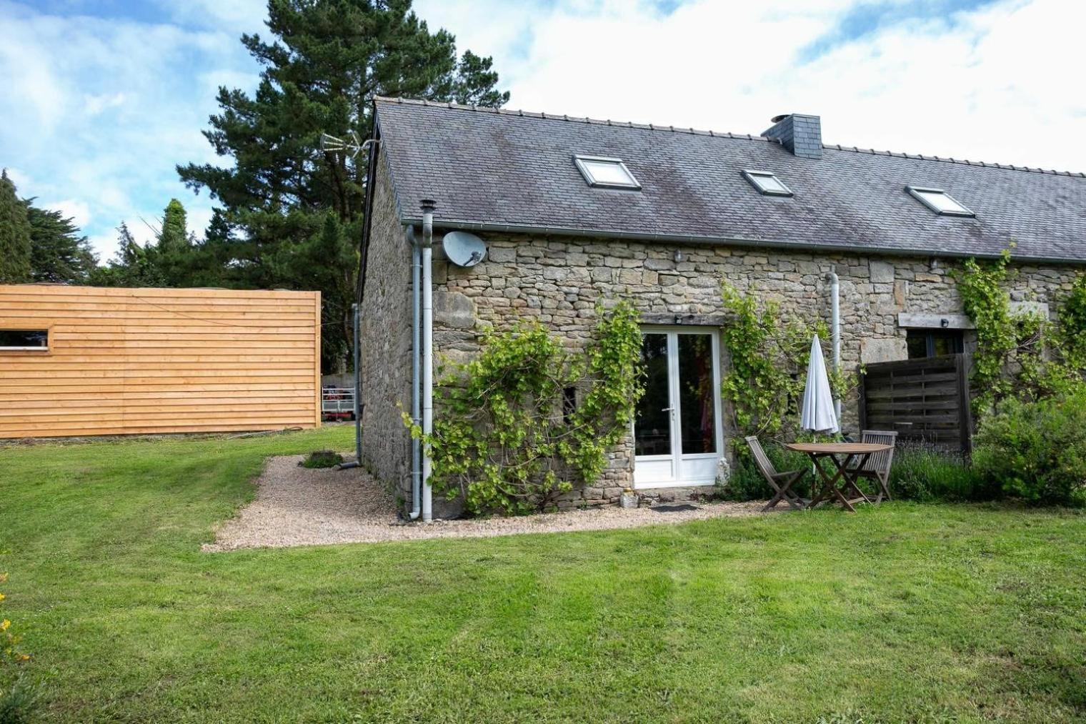 Domaine De La Blanche Hermine Plounerin Bagian luar foto